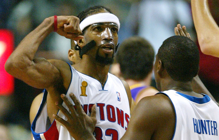 13岁天才小将代表阿森纳U19出战青年欧冠，打破赛事纪录（13岁阿森纳小将亮相U19青年欧冠，改写赛事纪录）