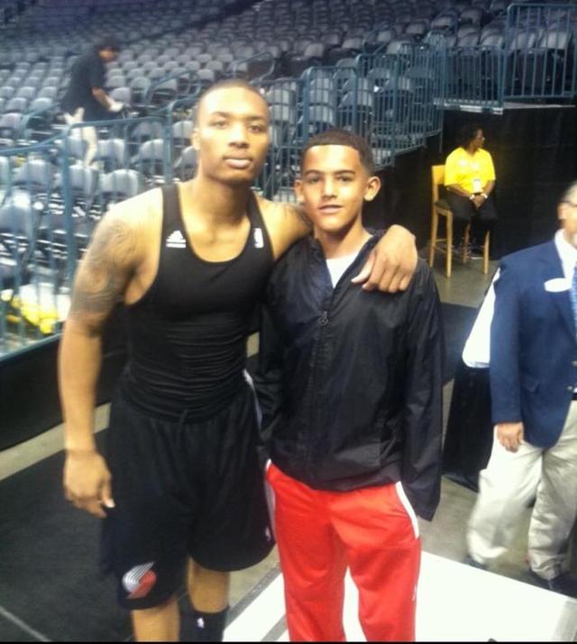 圣埃蒂安主帅：哈兰德将对阵姆巴佩在挪威几乎是全民话题（圣埃蒂安主帅：哈兰德与姆巴佩的对决在挪威掀起全民热议）