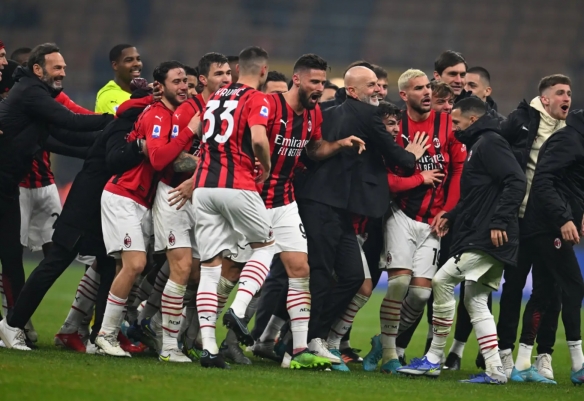 弗里克：佩德里有可能首发；收到消息后我起床看了皇马的集锦（弗里克：佩德里有望首发，我得知消息后起床看了皇马集锦）