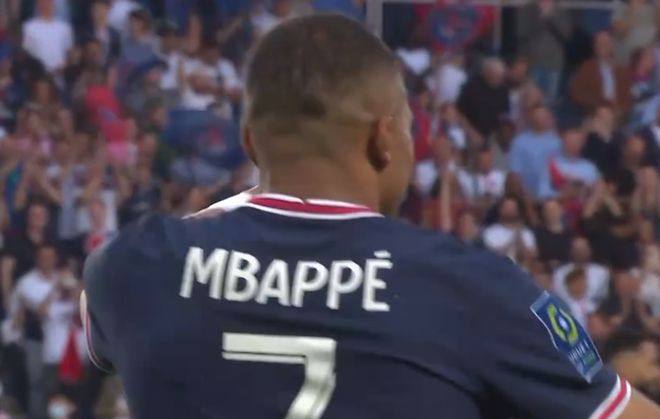 尽力了，库尔图瓦对阵利物浦全场8次扑救仍未挽回败局（库尔图瓦苦撑8次扑救仍难扭转败局，对阵利物浦无力回天）