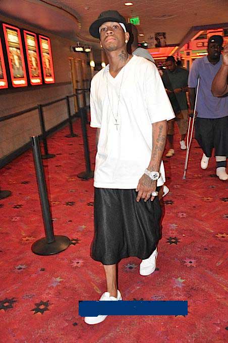 孔帕尼：球队处于困境时两名球员挺身而出，这就是我们的实力（孔帕尼：逆境时两名球员力挽狂澜，彰显球队实力）