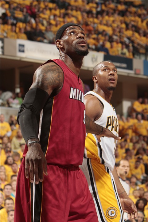 比萨1-0克雷莫内塞，伊德里萨-图雷一击制胜（伊德里萨-图雷建功，比萨1-0小胜克雷莫内塞）