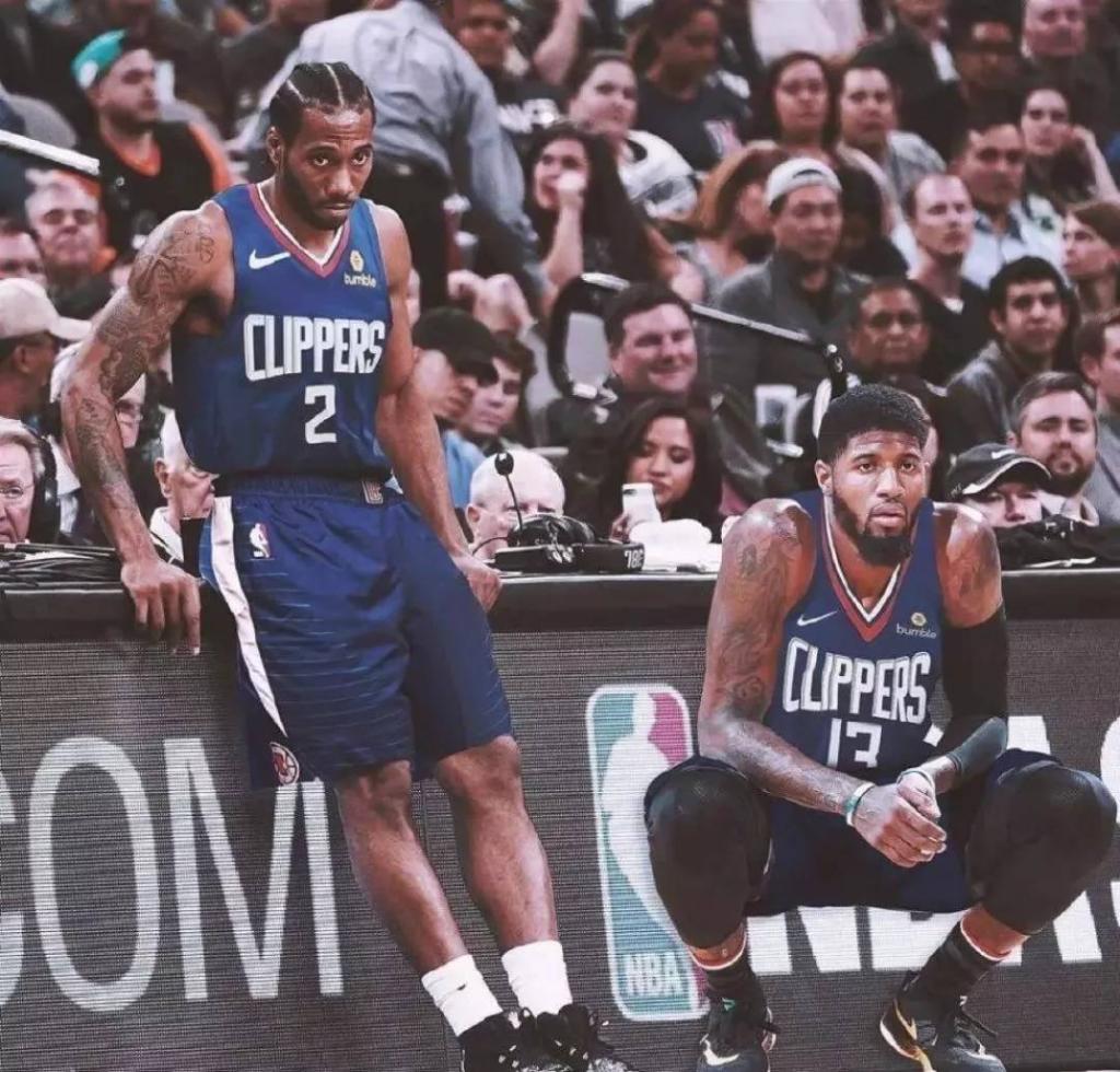 梅西一脚射门点燃全场（梅西一记劲射引爆全场）