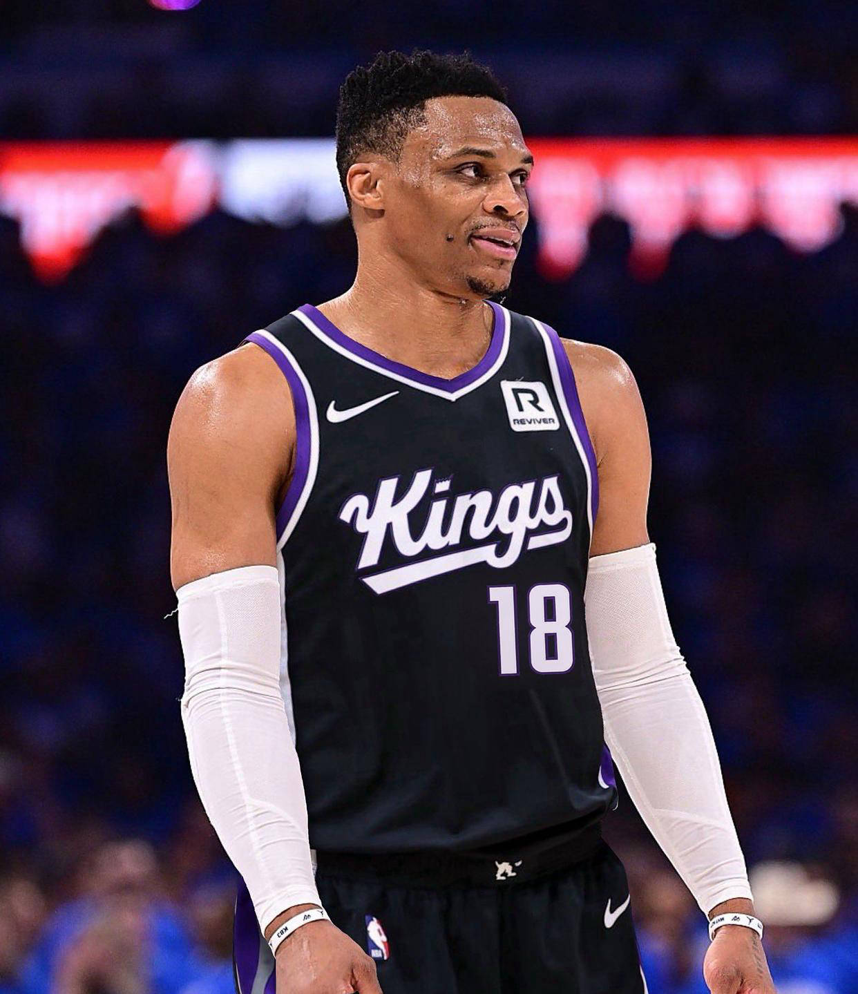 女子篮球联盟赛季焦点球员表现（女篮联盟本赛季核心球员表现盘点）